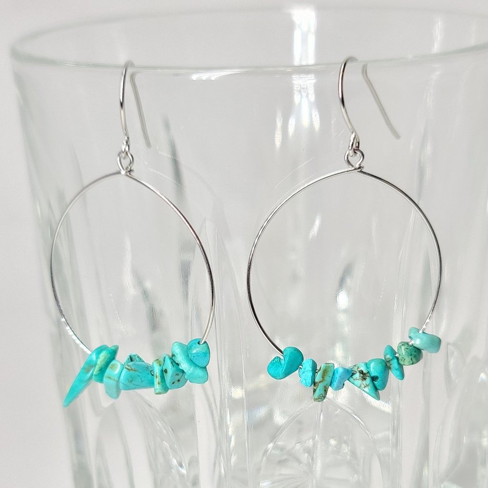 NEW Natural Turquoise Stones Wire Hoop Earrings - Picture 1 of 10